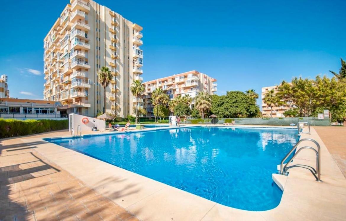 Апартаменти Moderno Y Nuevo Apartamento Playa Бенальмадена Екстер'єр фото