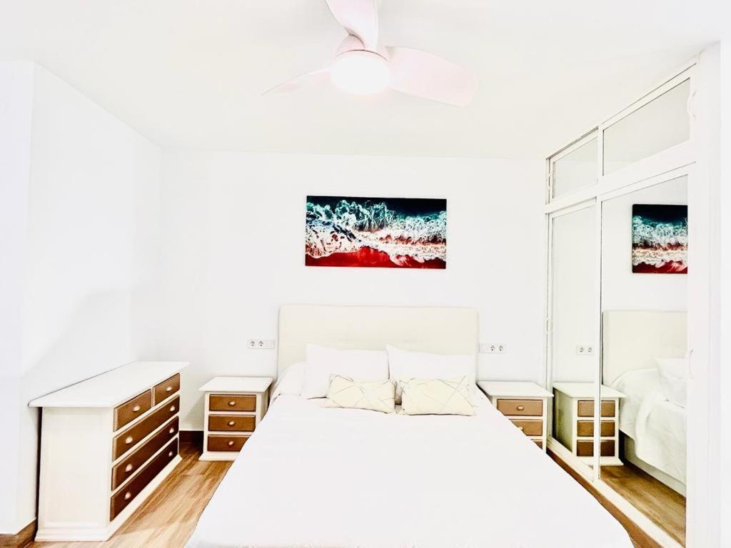 Апартаменти Moderno Y Nuevo Apartamento Playa Бенальмадена Екстер'єр фото